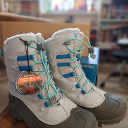 New! Kids Snow Boot. Size 6