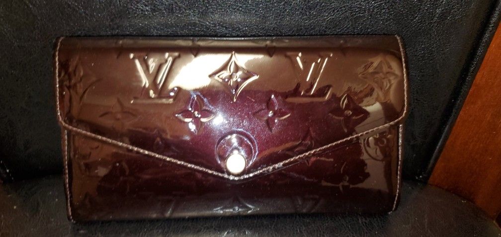 Louis Vuitton Sarah Wallet NM Monogram