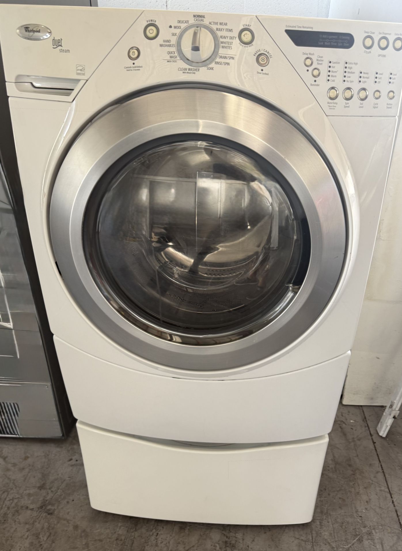 Front-Load Washing Machine 