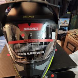 Sedici Adventure Helmet 
