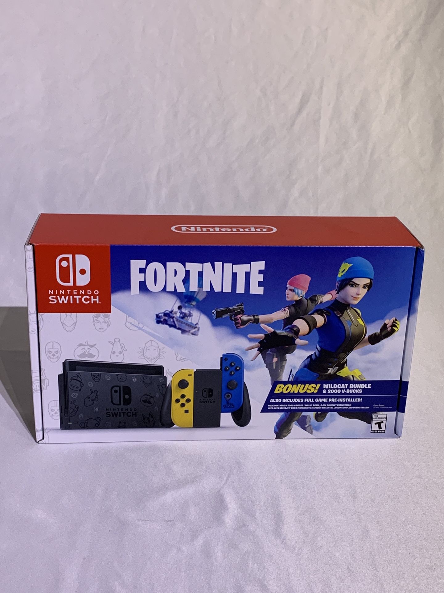 Nintendo Switch Fortnite Wildcat Bundle Plus 2000 V-bucks Willing To Trade For Pokémon Or Other Video Game Stuff