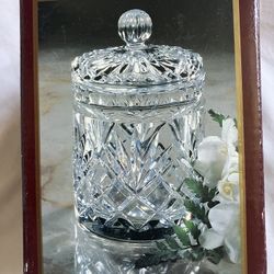 NEW - VINTAGE - CRYSTAL CLEAR SIGNATURE ESSEX CANDY JAR 6" - 24% FULL LEAD CRYSTAL ‼️ OPENED BOX ‼️ Price Is FIRM ‼️
