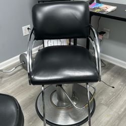 Stylist chair