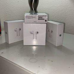 AirPods Pro1’s And AirPod 1st Gen