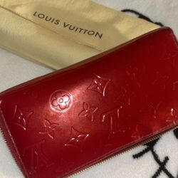 Louis Vuitton Zippy Wallet 