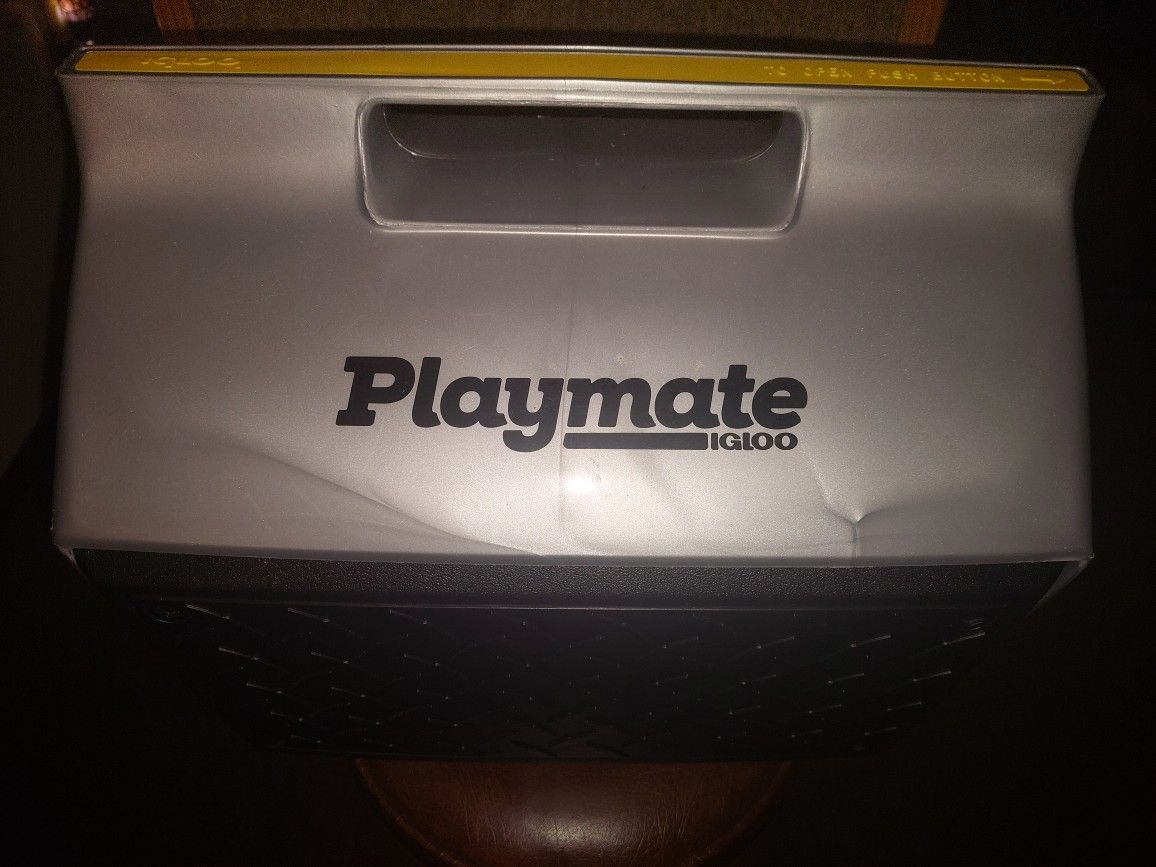 Igloo Playmate Cooler