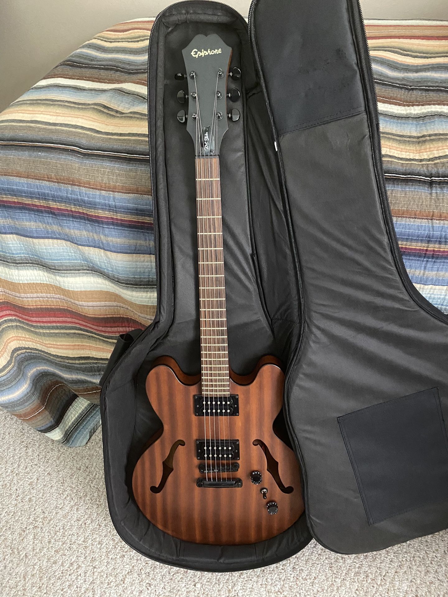 Epiphone Dot Studio Guitar