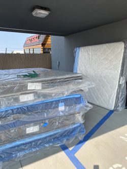 CAL king mattresses $200