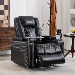 Reclainer Chair 