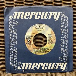 Yarbrough & Peoples “Don’t Stop The Music” 7” Single