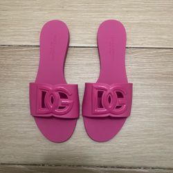 Pink Dolce & Gabbana Sandals Size 8
