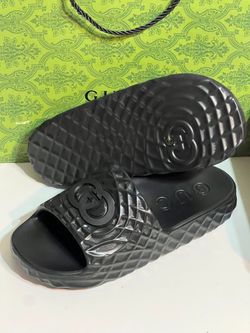 Gucci men slides