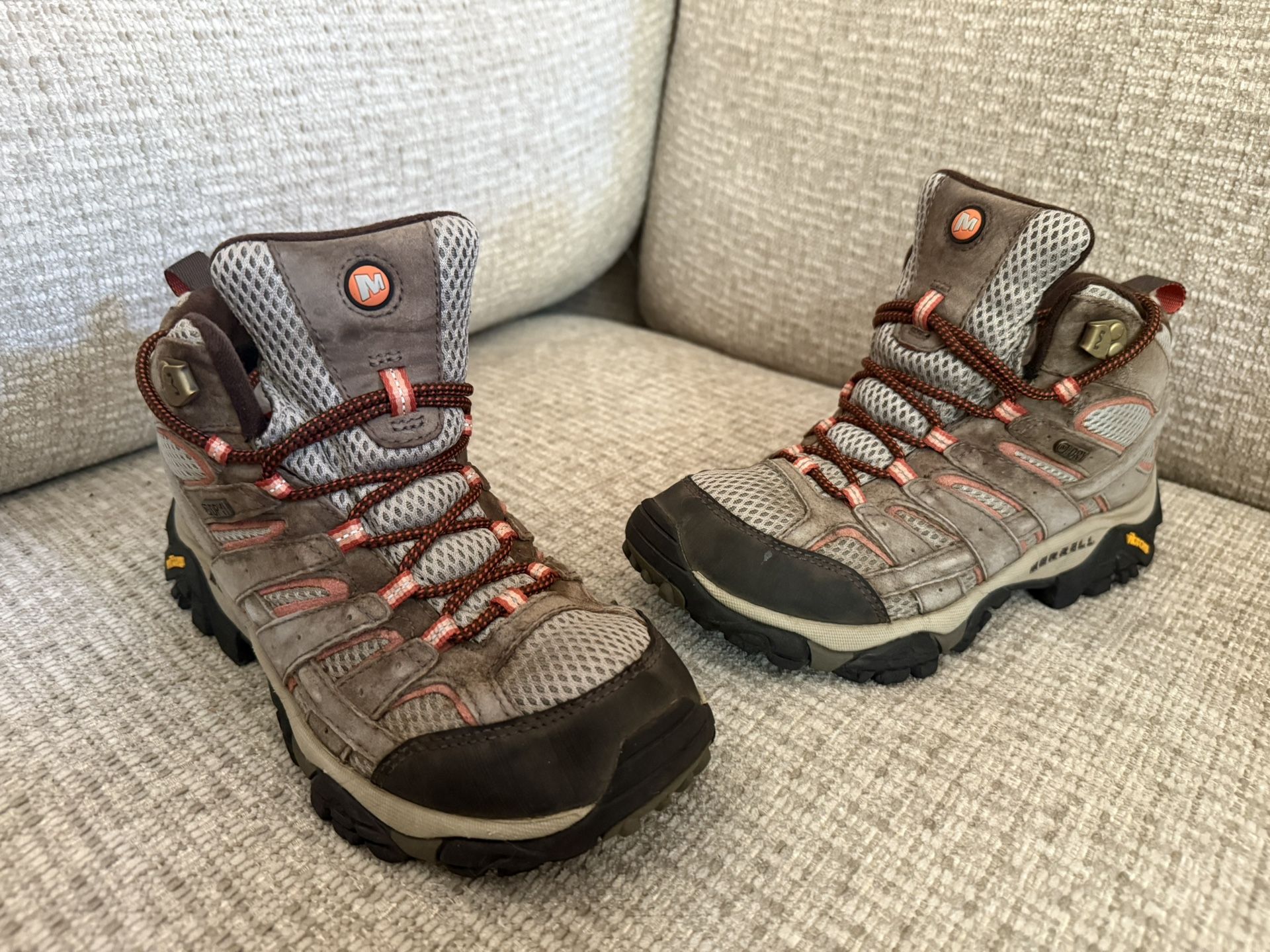 Merrell Boots J06058 Brown Leather Lace Up Ankle Hiking Boots Size 8 Womens