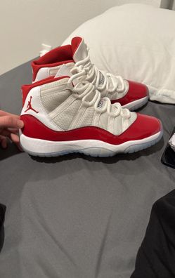 Jordan 11 Cherry (Size 7)