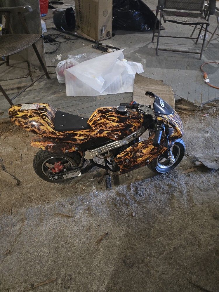 Pocket Bike