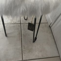 Beautiful Brand New Fur Stool Tag Still On Retail Price An eBay 125.00 Asking 75.00