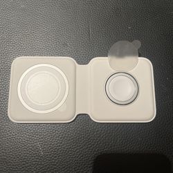 Apple MagSafe Duo Charger