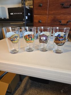 Set of 4 Fantasy Brew Themed Pint Glasses