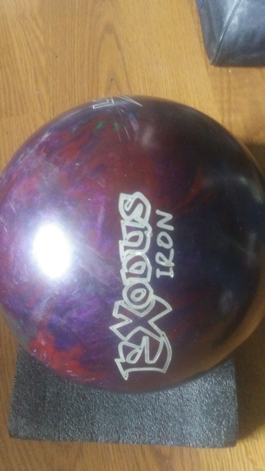 Exodus Iron bowling ball