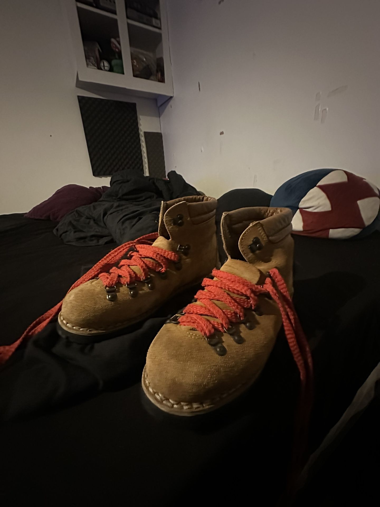 Vintage Hiking Boots (Thom Mcan)  Size 11US 