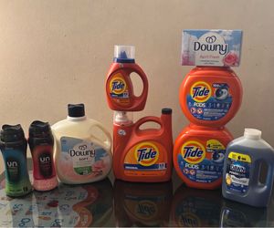 Tide laundry detergent