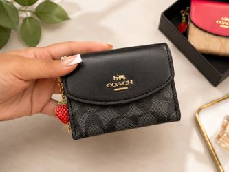 Black wallet