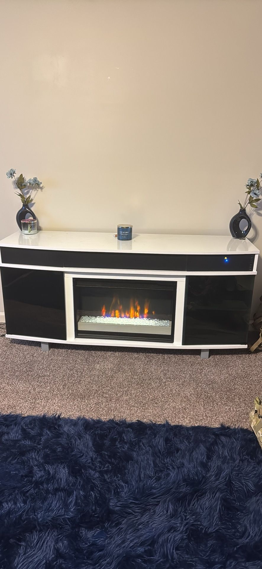 White Fireplace W/Built In Sound Pacer & Storage 