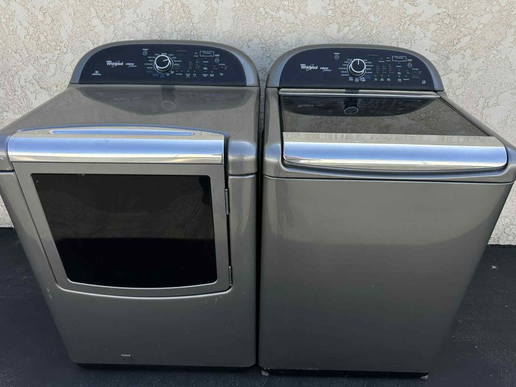 Whirlpool Cabrio Platinum Washer And Gas Dryer Set Extra Large Capacity