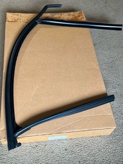 Chevy Cruze from side window weather strip assembly