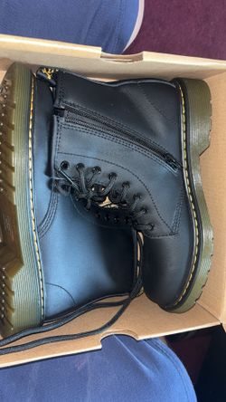 Doc Martens Boots Woman Size 4
