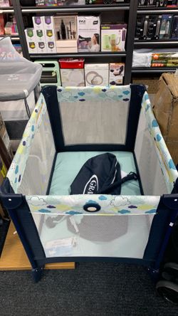 Nueva cuna ensamblada open box marca Graco
