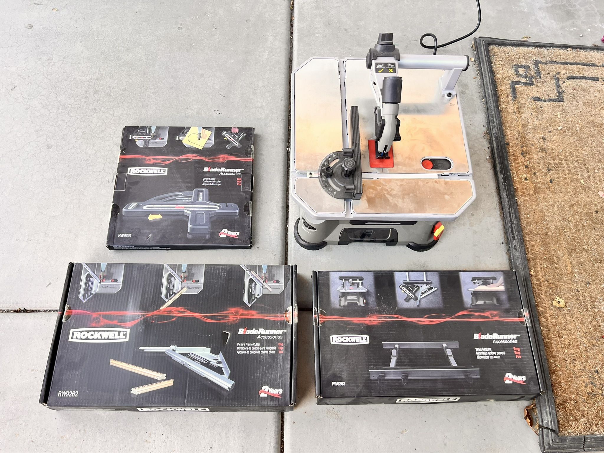 Rockwell RK7320 Bladerunner Portable Tabletop Saw with Accessories