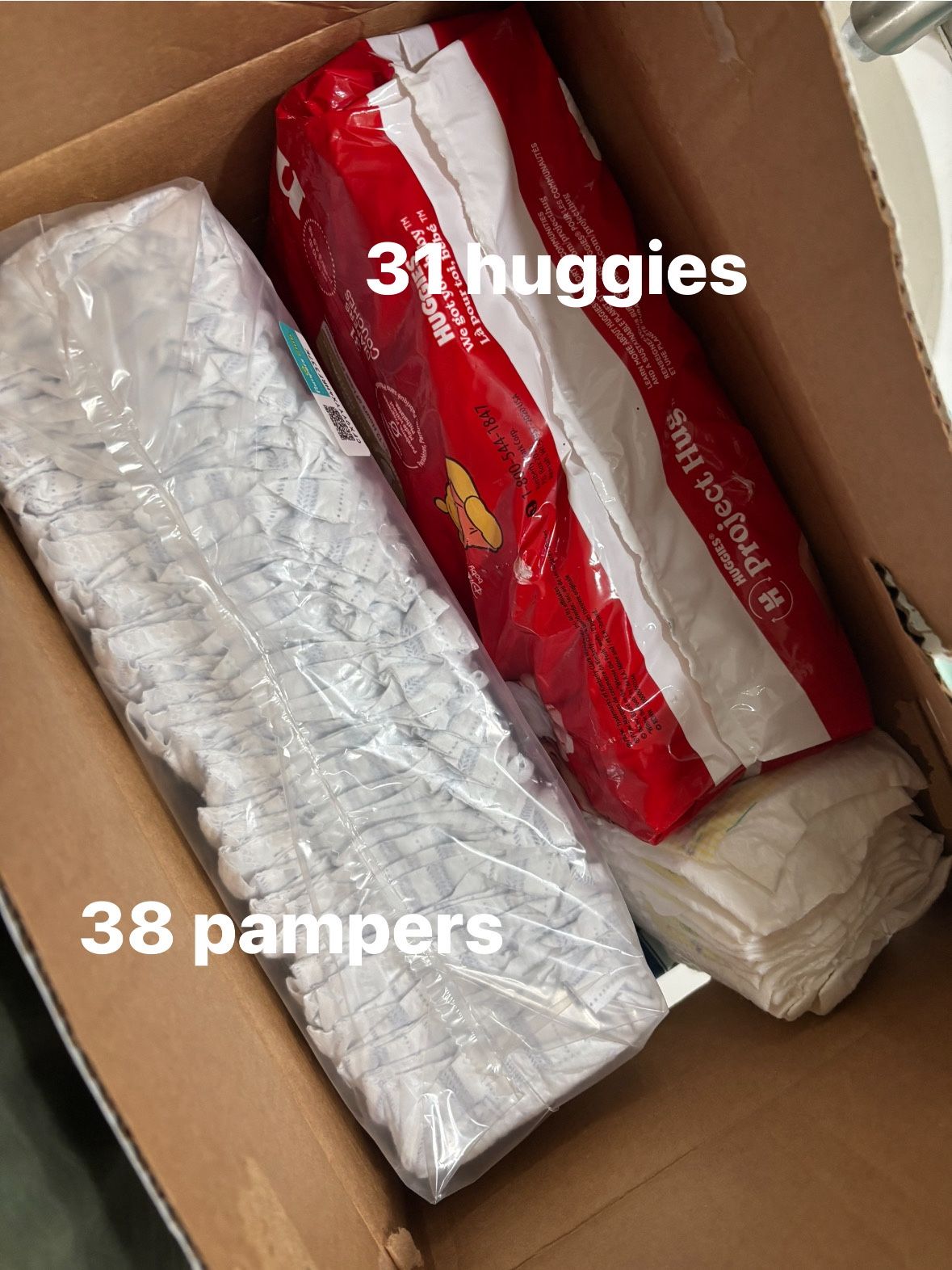 Huggies Pampers Newborn Diapers