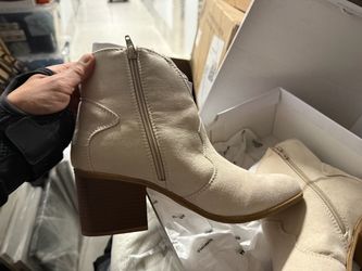 White Women's Western Ankle Boots