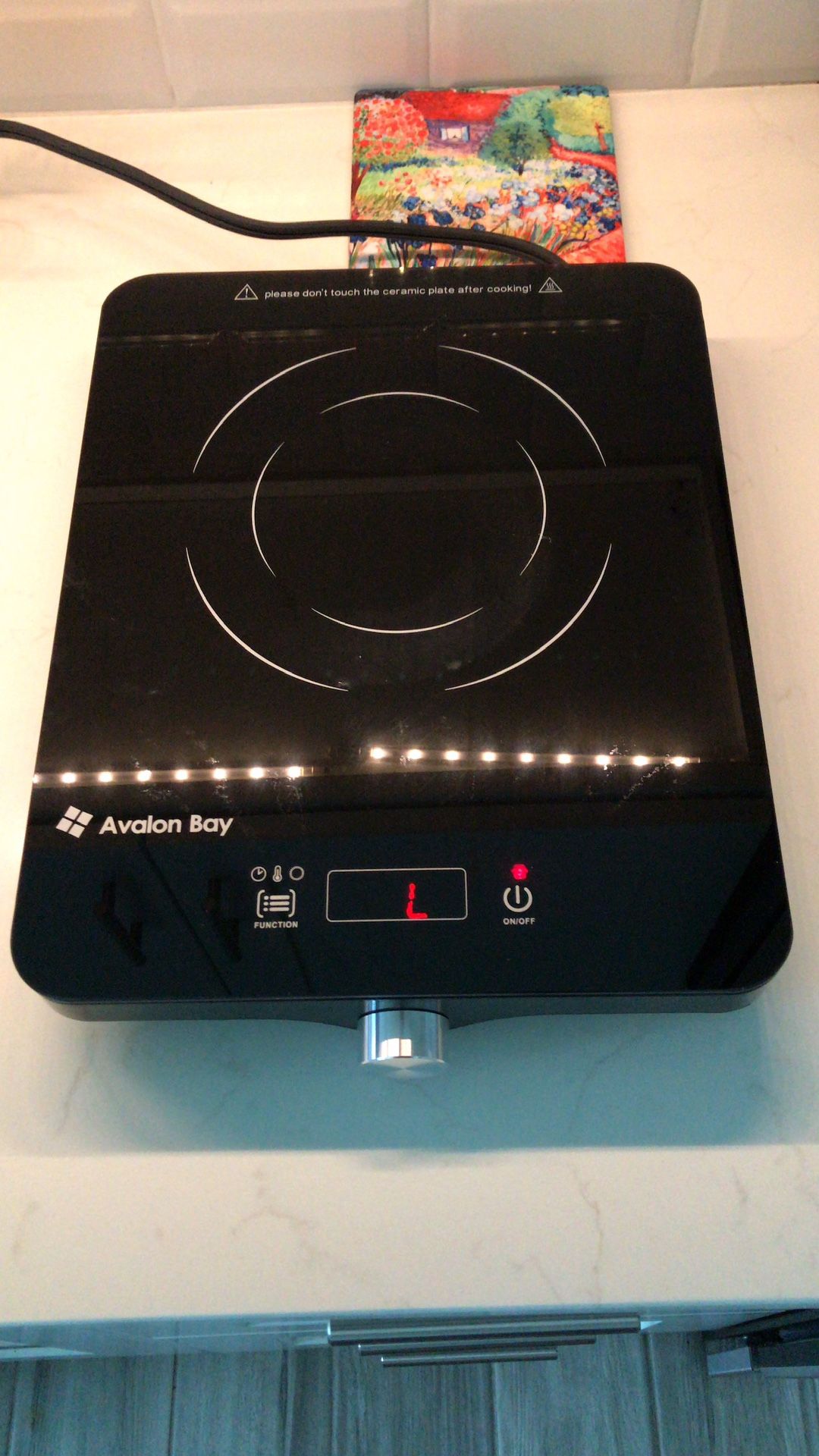 Avalon Bay Portable Induction Cooktop Countertop Burner Induction 1800W