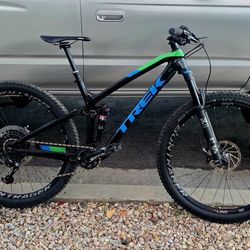 Medium  TREK Fuel  EX  PROJECT ONE carbon 29er Mountain Bike