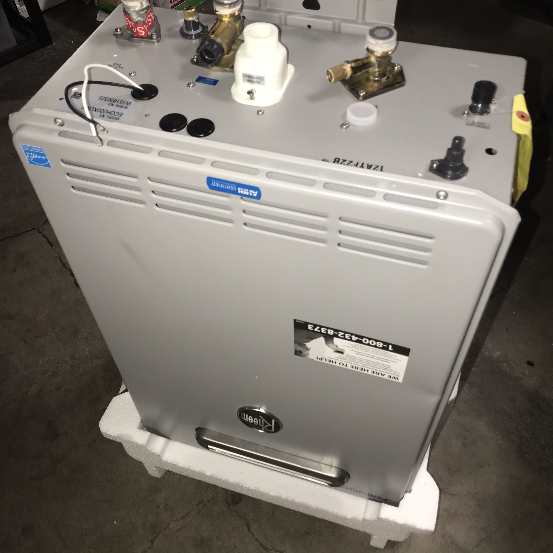 Rheem Performance Platinum 9.5 GPM Natural Gas High Efficiency Outdoor  Tankless Water Heater *USED* for Sale in Glendale, AZ - OfferUp