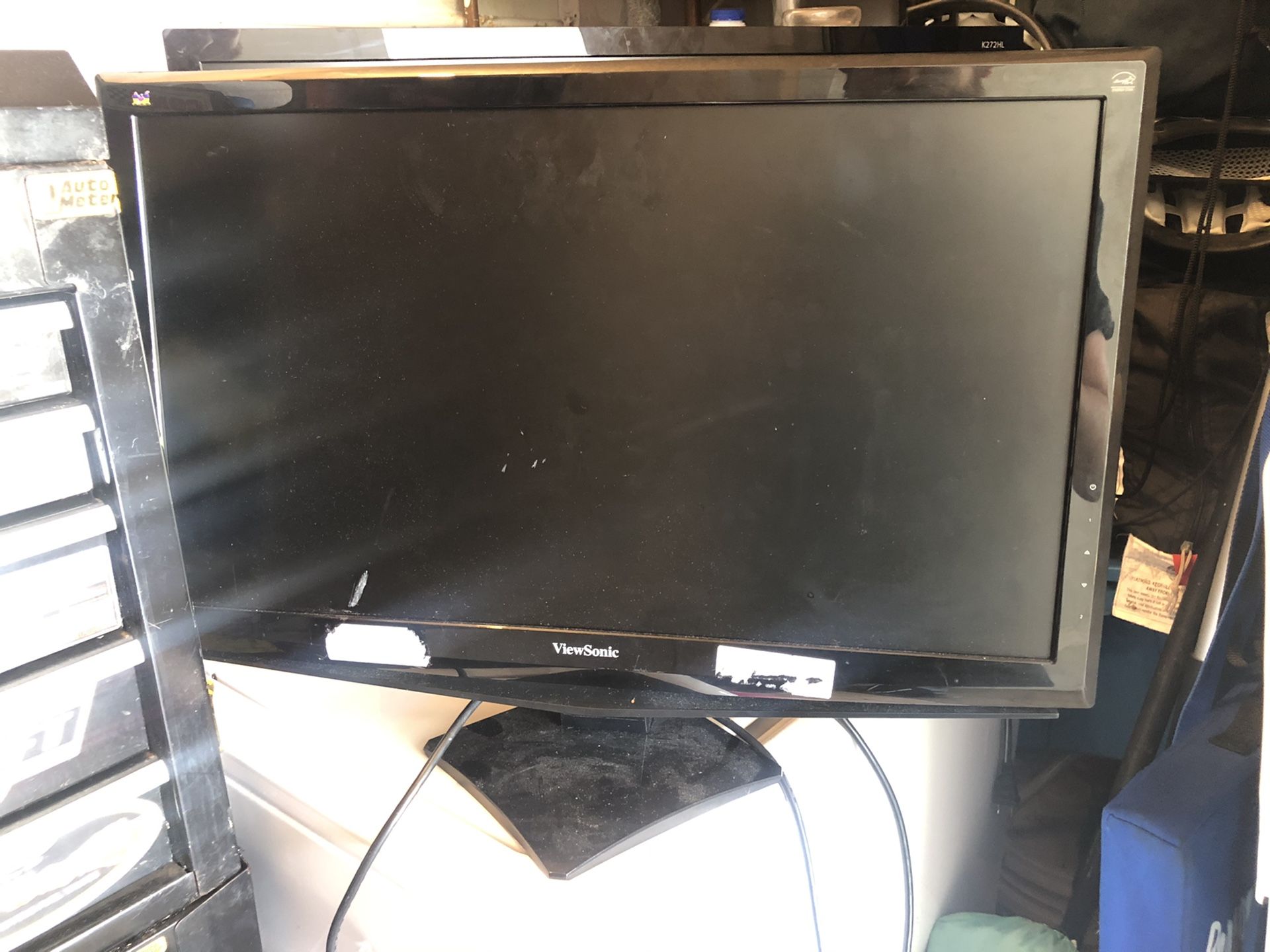 26” monitor