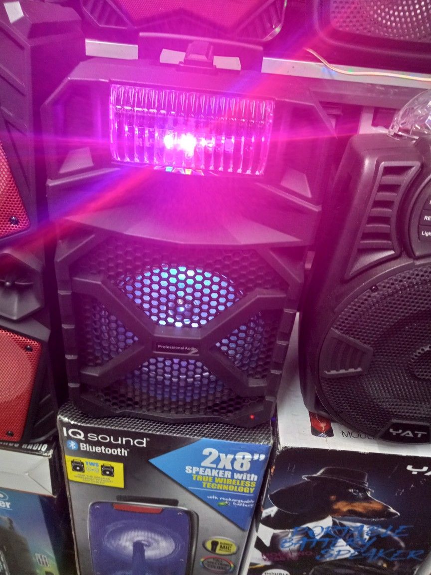 BLUETOOTH RECHARGEABLE SPEAKER 🔊 WITH EXTRA BASS AND MICROPHONE 🎤 👌