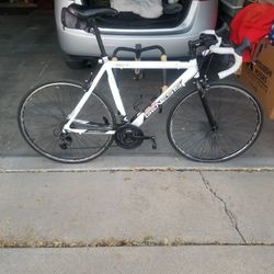 Road Bike 700c Medium