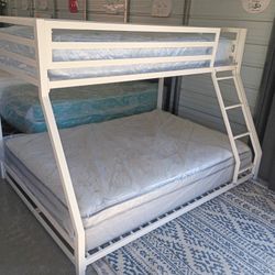 Twin Over Full White Metal Bunk Bed Frame W/ Mattresses 