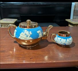Vintage Gibsons Jasperware-style earthenware teapot and  creamer