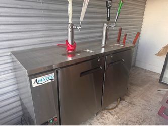 Avantco brand beer dispenser