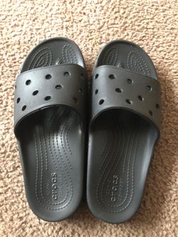 Iconic Crocs Comfort