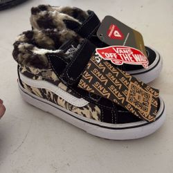 Item Brand New Vans 