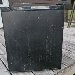 Dorm Sized Refrigerator 