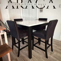 Brand NEW 5pc Set