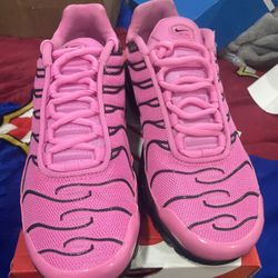Nike Pink 