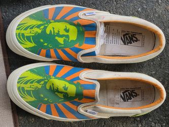 [Vans]