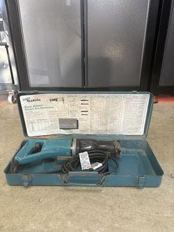 Makita Recipro Saw JR3000V